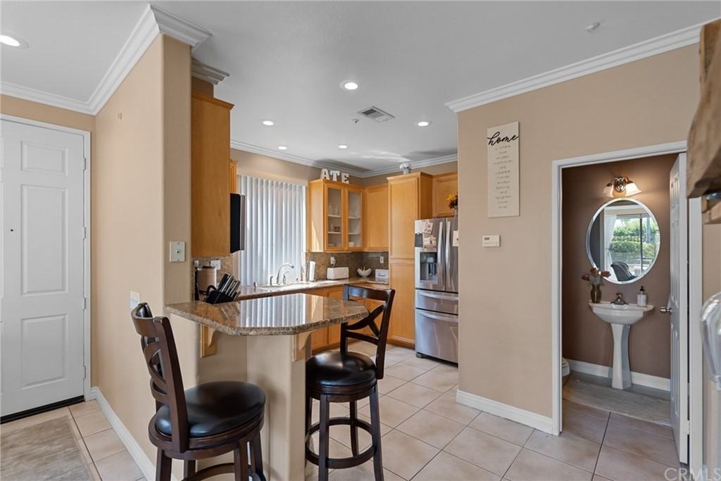 401 N Cotswolds Ln - Photo 5 of 9