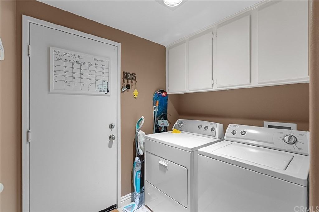 401 N Cotswolds Ln - Photo 6 of 9