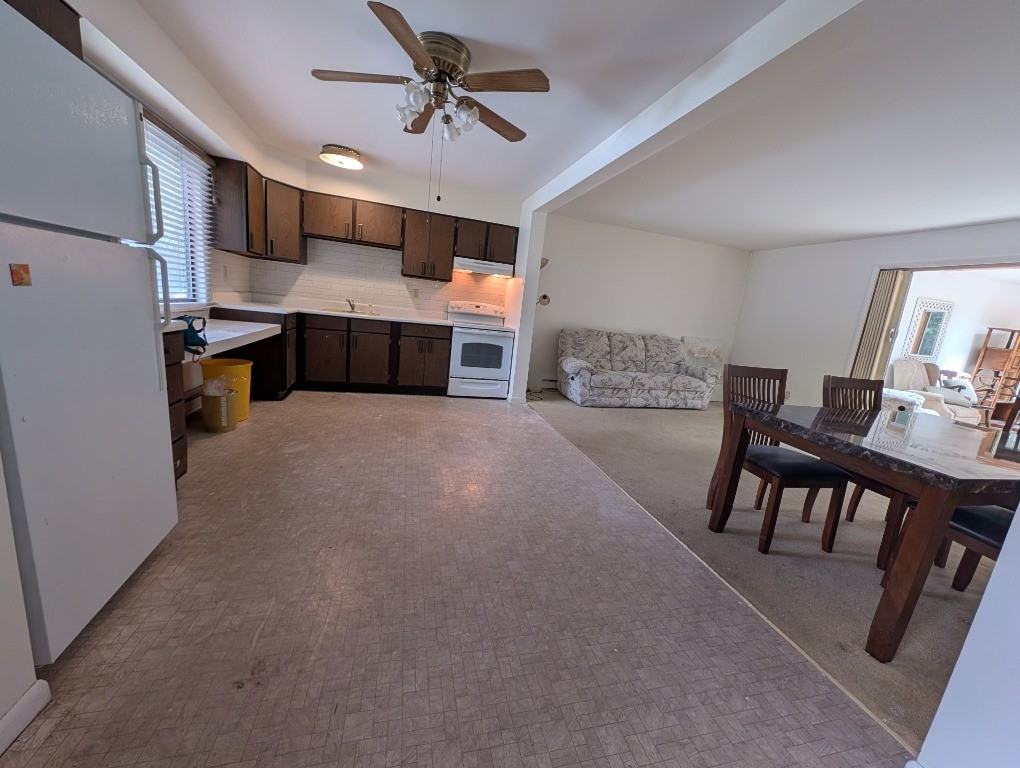 52 Medallion Rd #1 - Photo 3 of 28