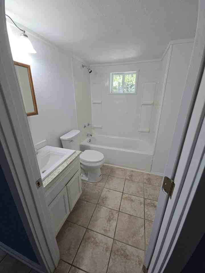 1710 Chatfield #NA - Photo 4 of 6