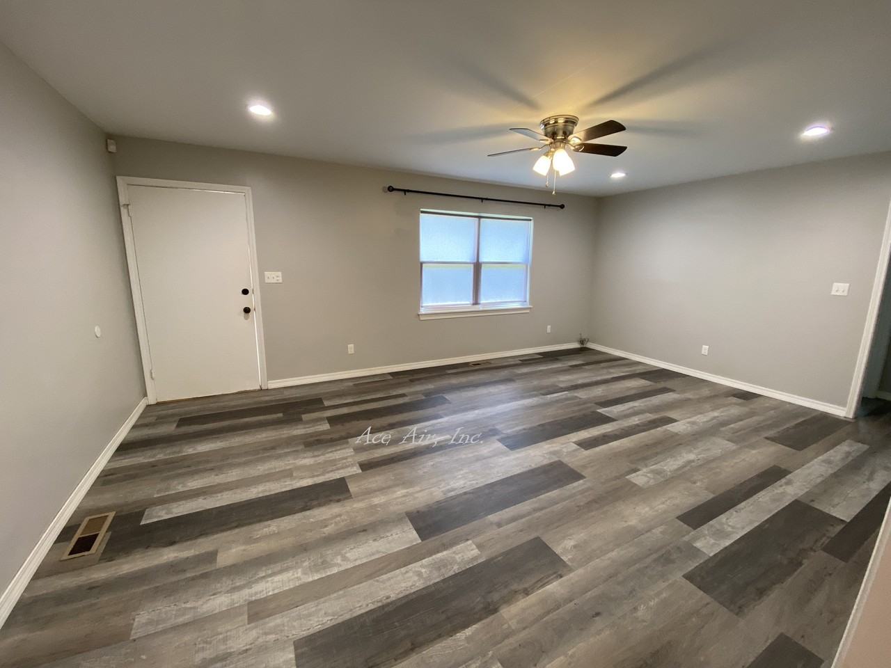 1308 N Willow Rd #NA - Photo 3 of 12
