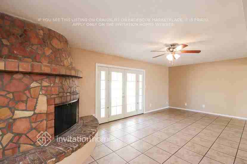 5816 W Carol Ann Way - Photo 2 of 15