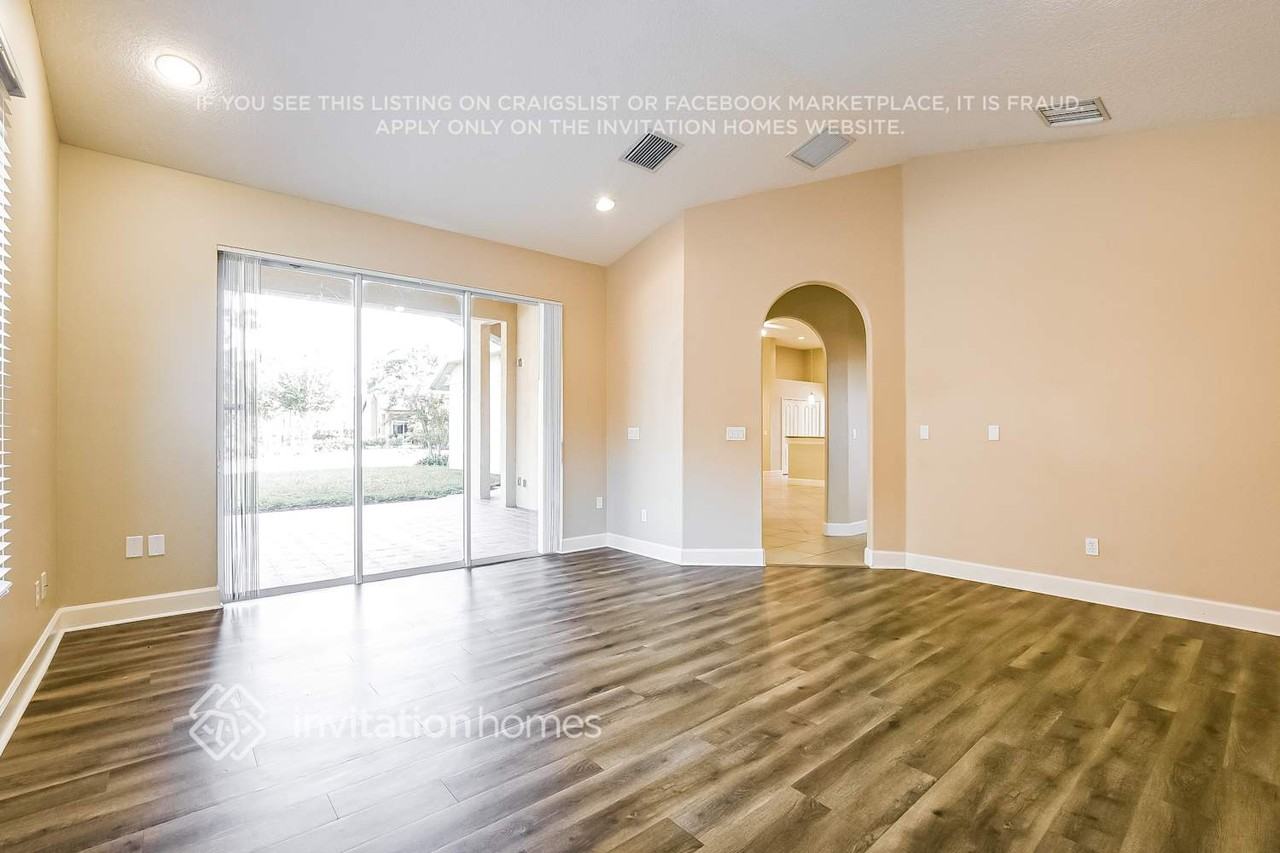 18047 Cadence St - Photo 5 of 17
