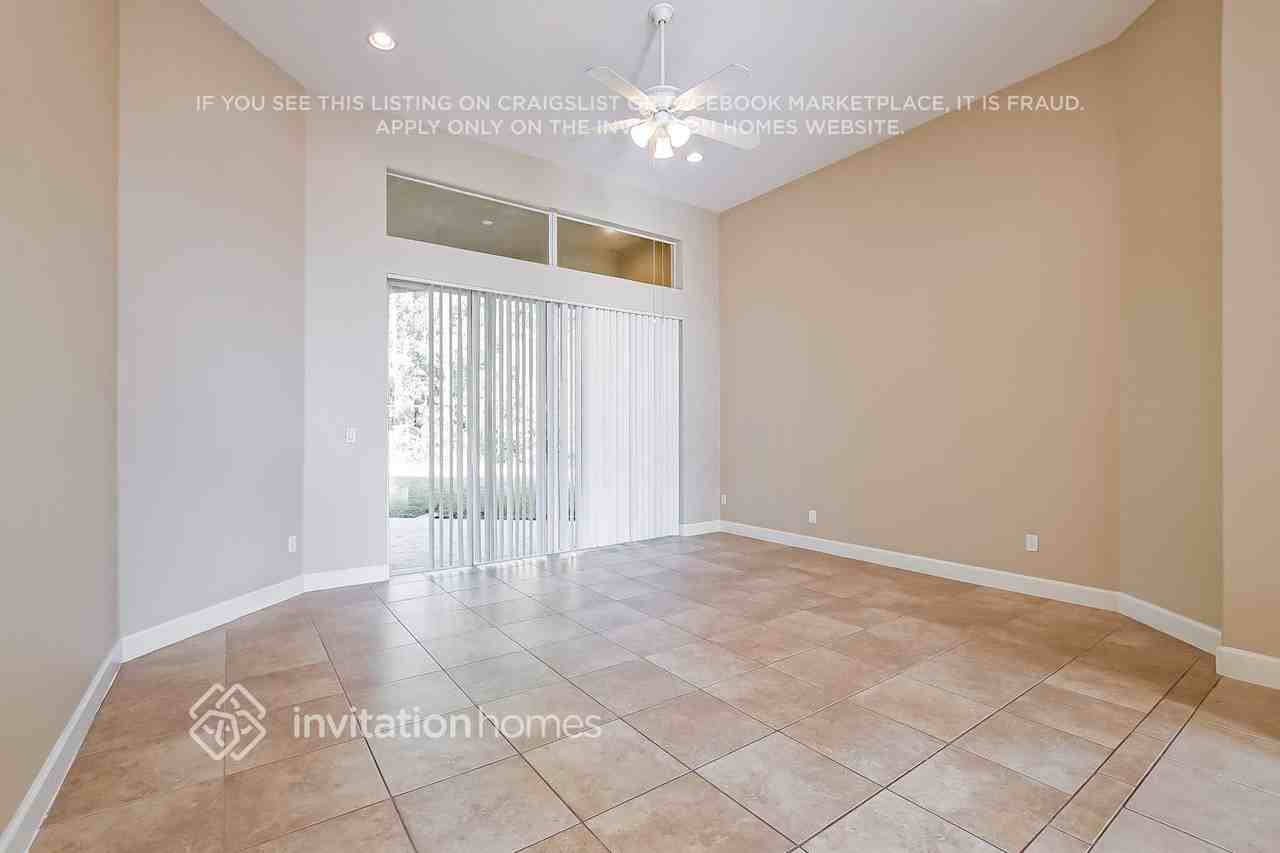 18047 Cadence St - Photo 6 of 17