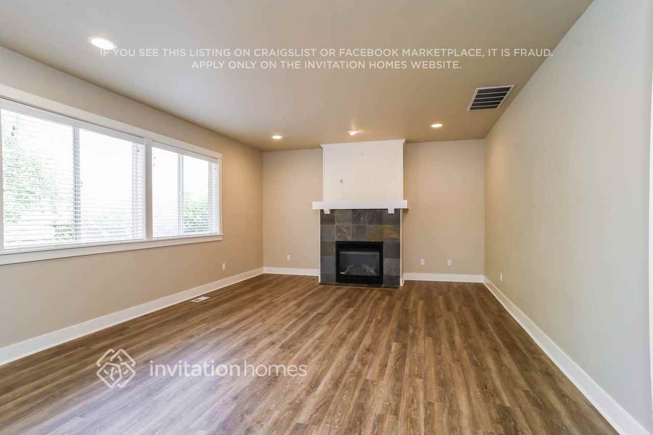 14521 80th Ave E - Photo 4 of 18