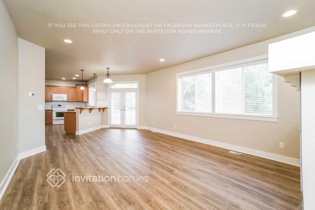14521 80th Ave E - Photo 5 of 18