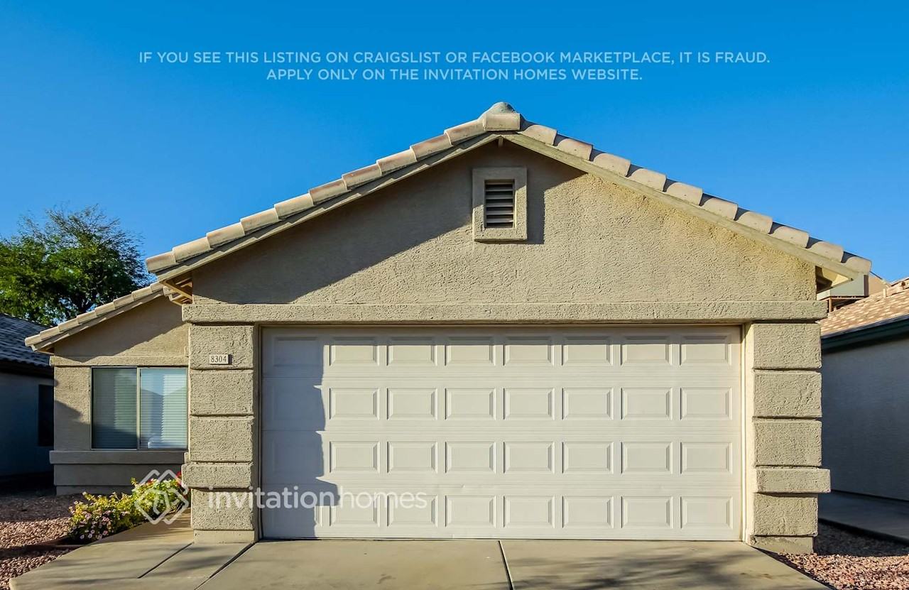 8304 W Baxter Dr - Photo 2 of 16