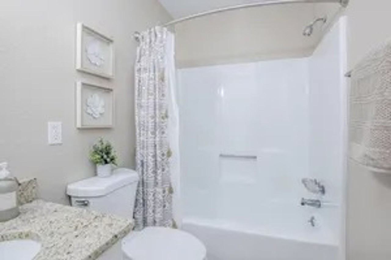 Kendall Place - Photo 2 of 8
