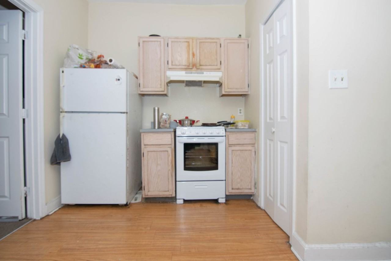 891 Huntington Ave - Photo 2 of 16