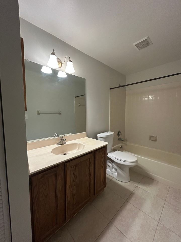 2824 Coleman Ct - Photo 5 of 24