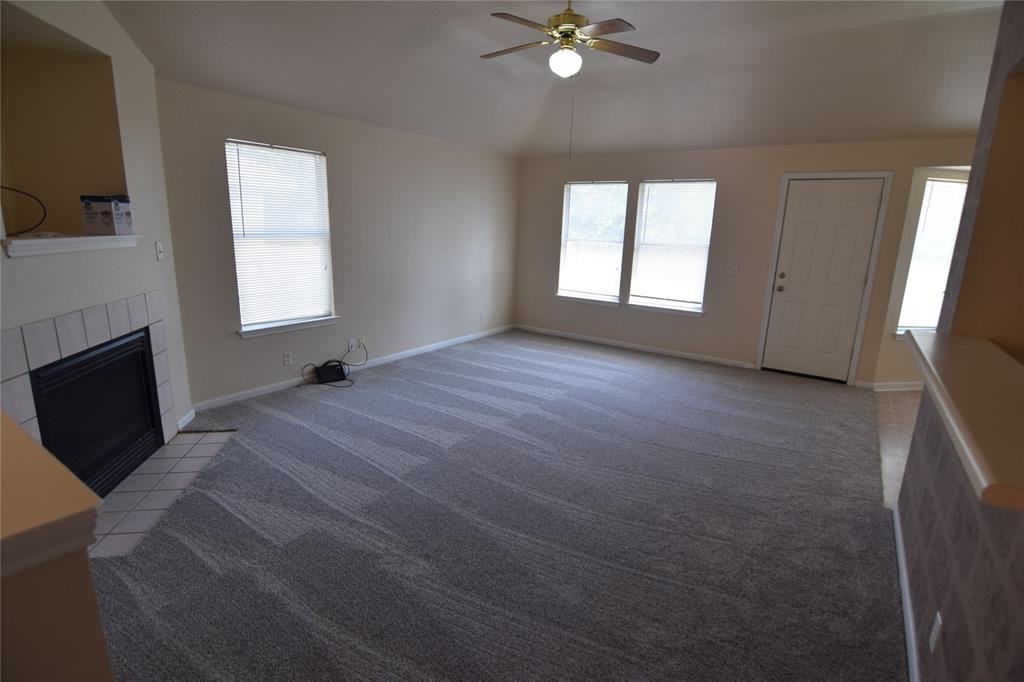 380 Zebra Dr #1 - Photo 4 of 12