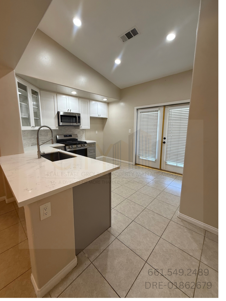 8503 Spanish Bay Dr #1 - Photo 5 of 17