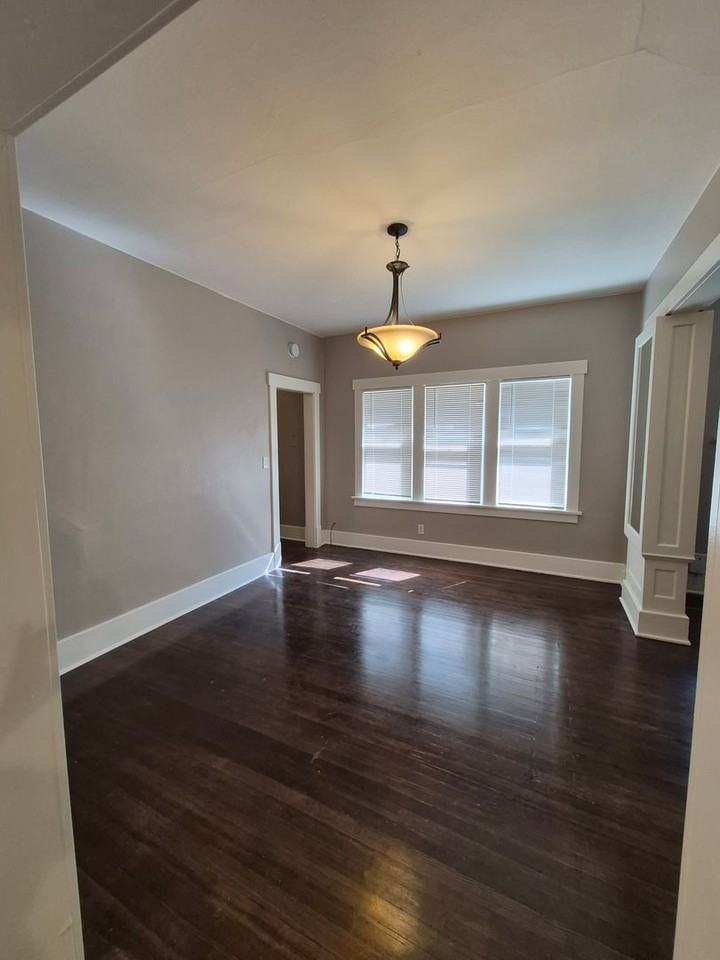 4410 Cass St - Photo 5 of 12