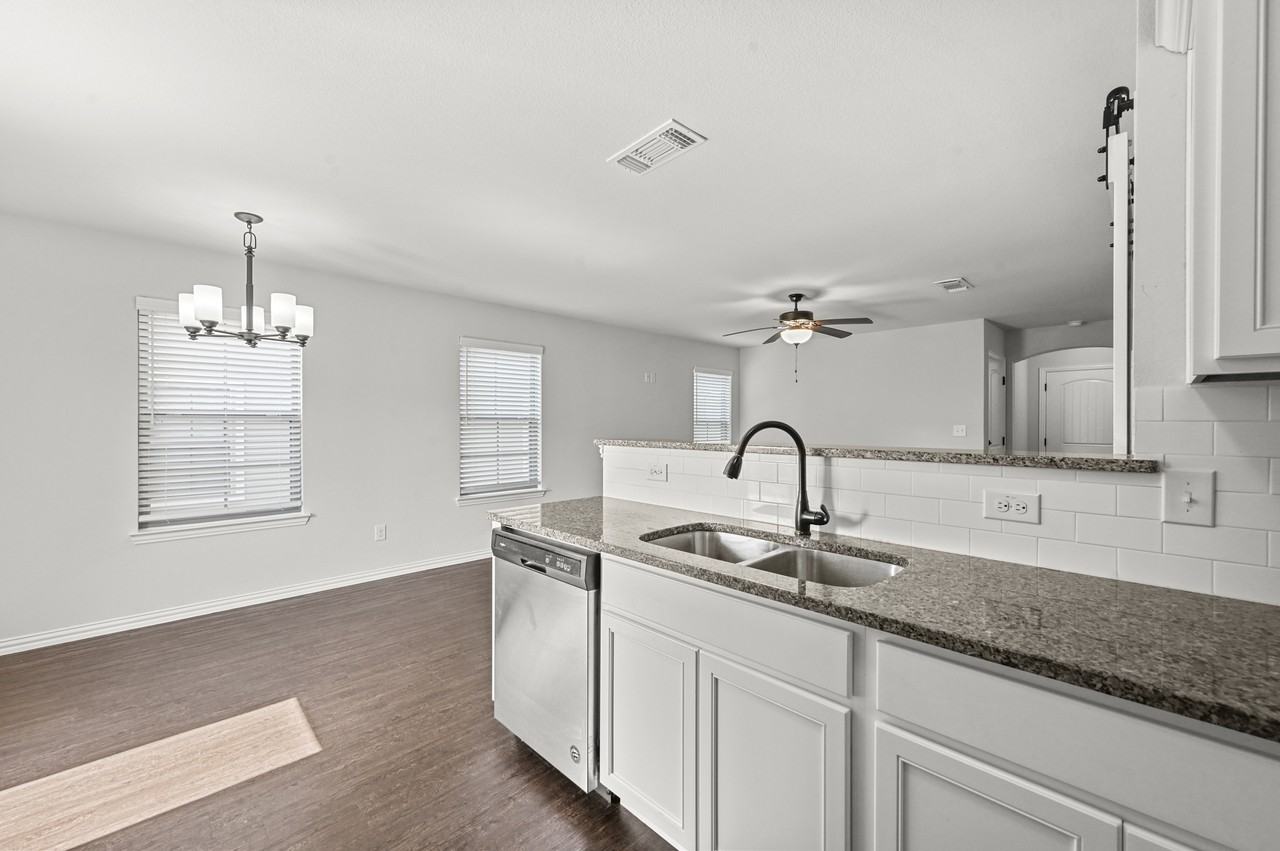 236 West Lake Avenue; Sherman 75090 #236 - Photo 6 of 24