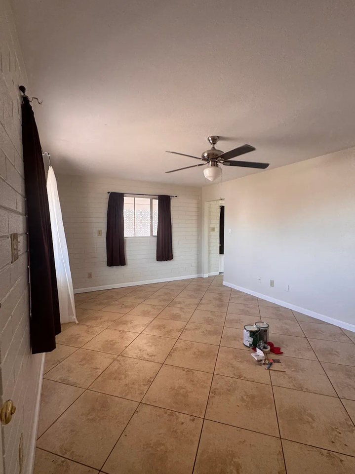 11363 N 113th Ave - Photo 4 of 15