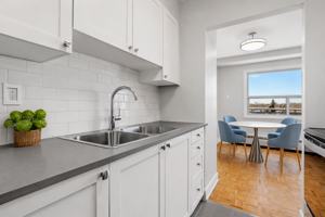 featured image of 120 Edinburgh Rd S