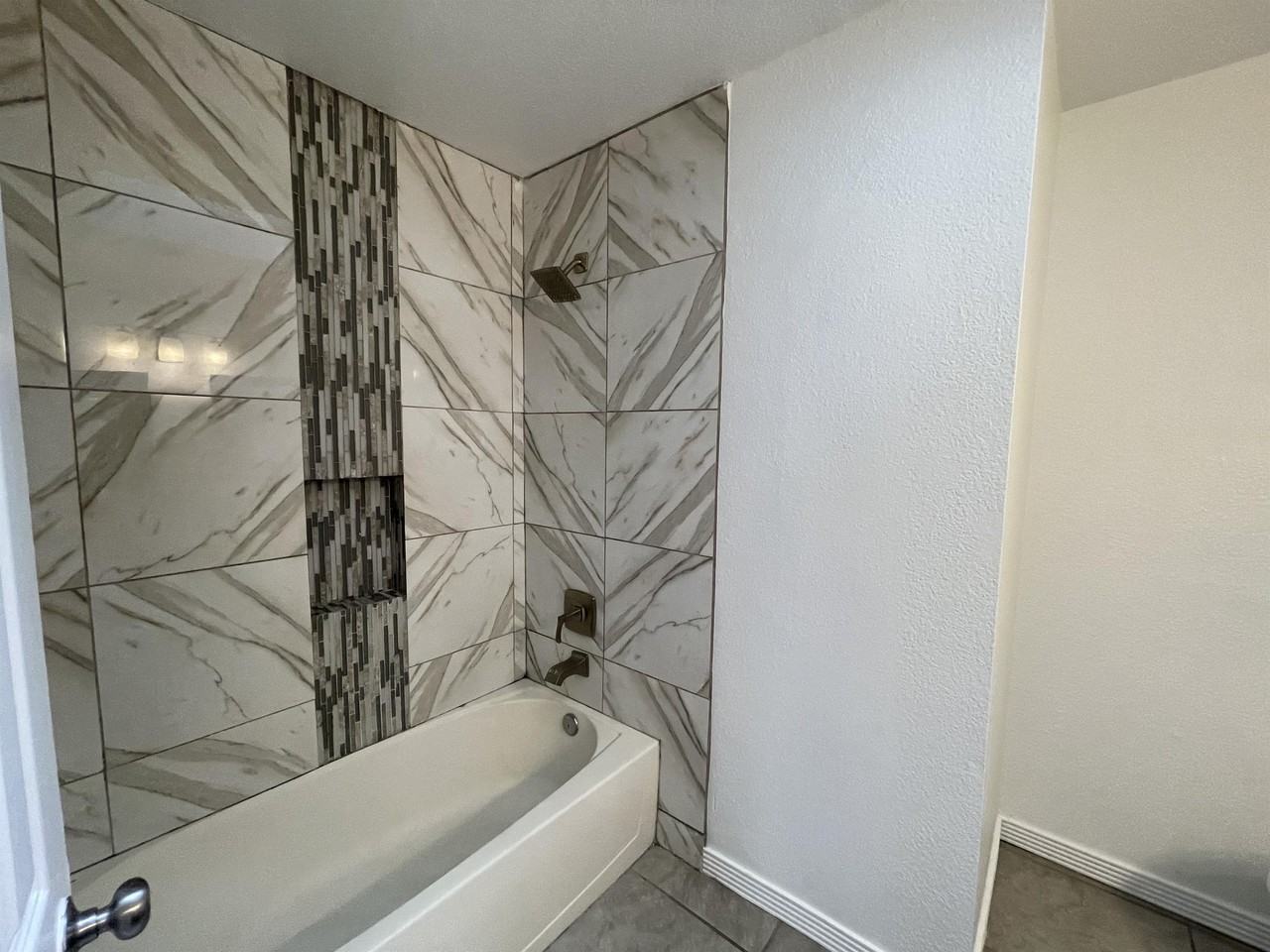 11815 David Forti Dr #3 - Photo 4 of 23