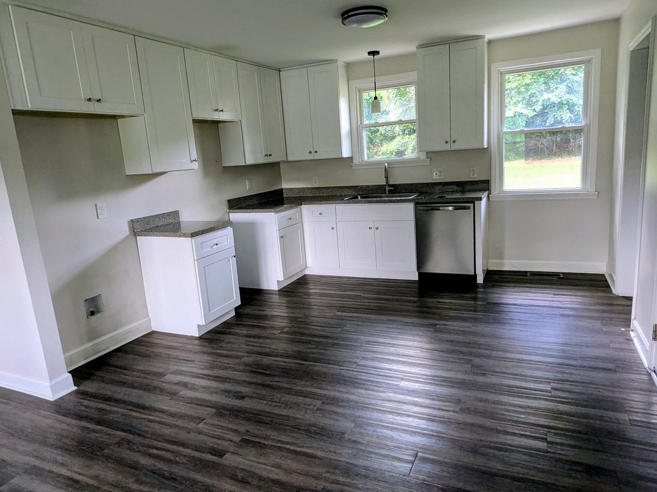 940 Colfax Dr #1 - Photo 2 of 11
