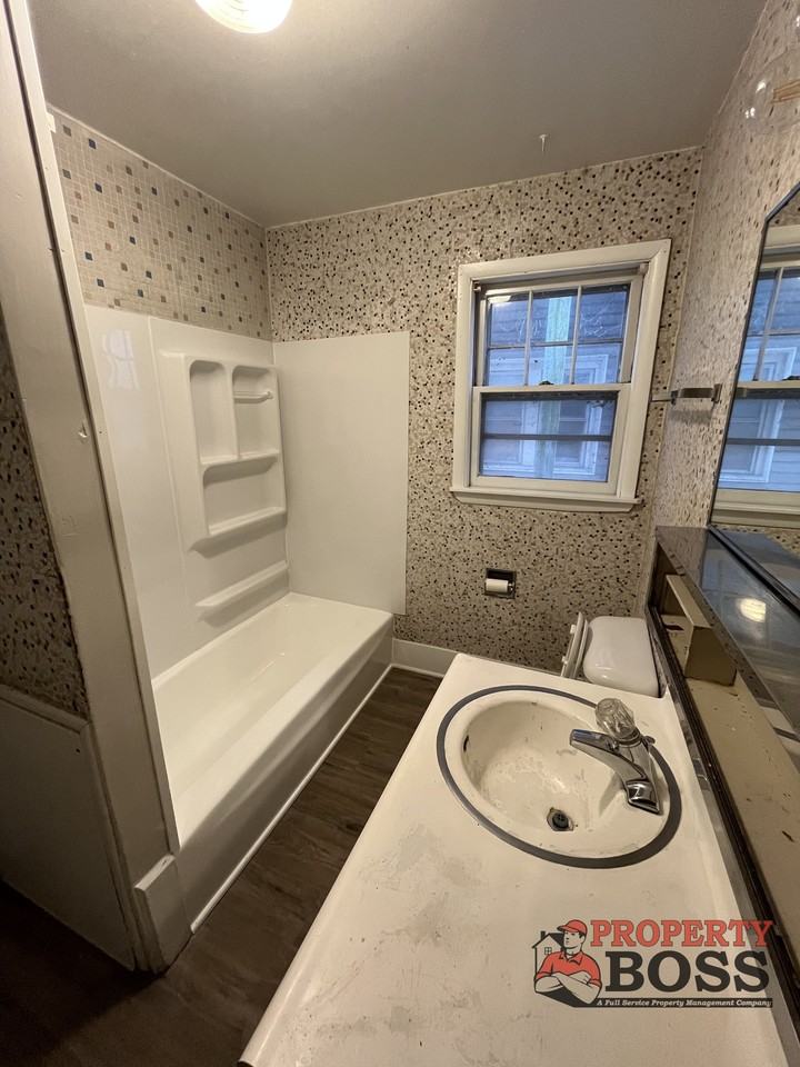 4734 Johnson Ave #1 - Photo 6 of 15