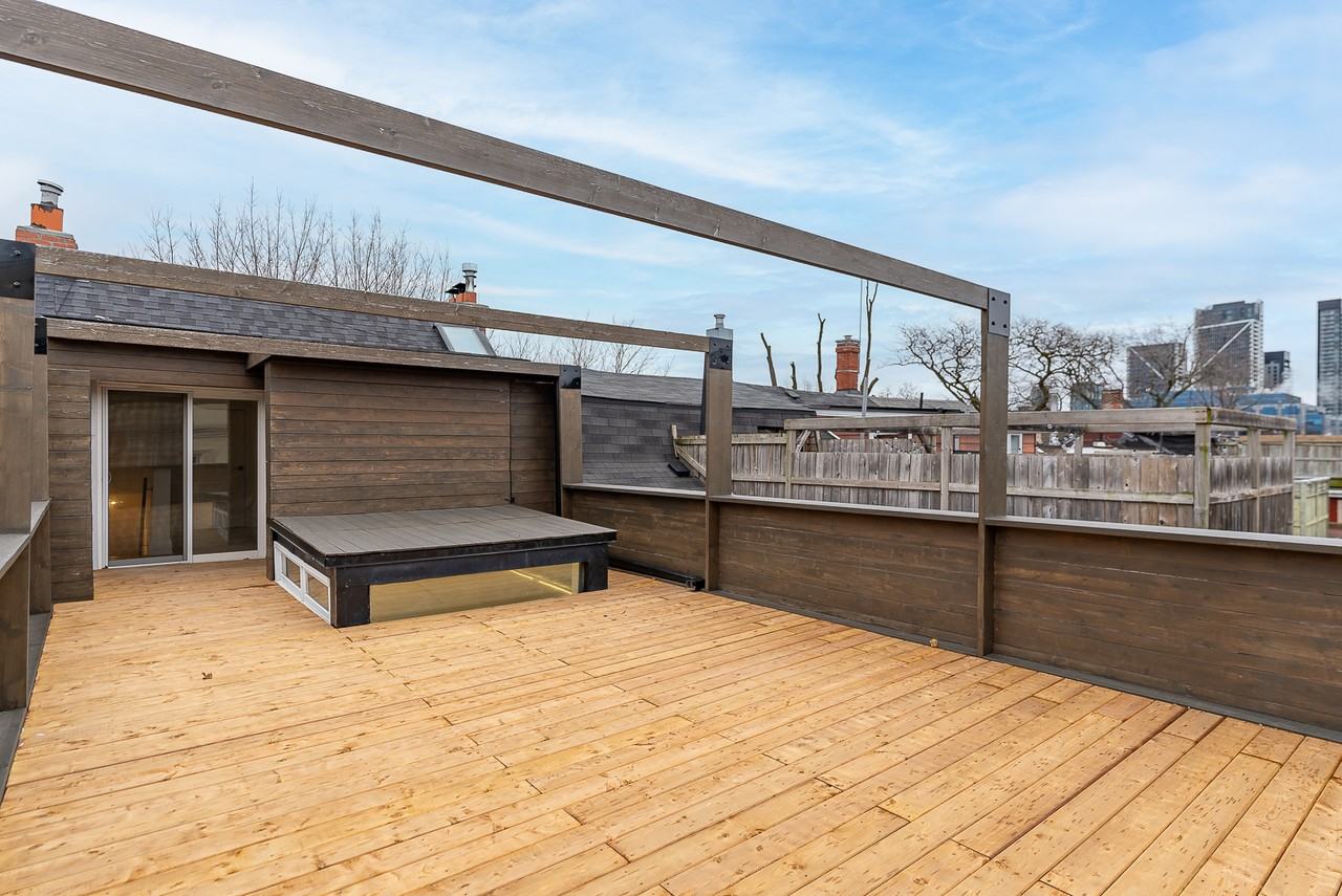 180 STRACHAN AVENUE - Photo 2 of 3