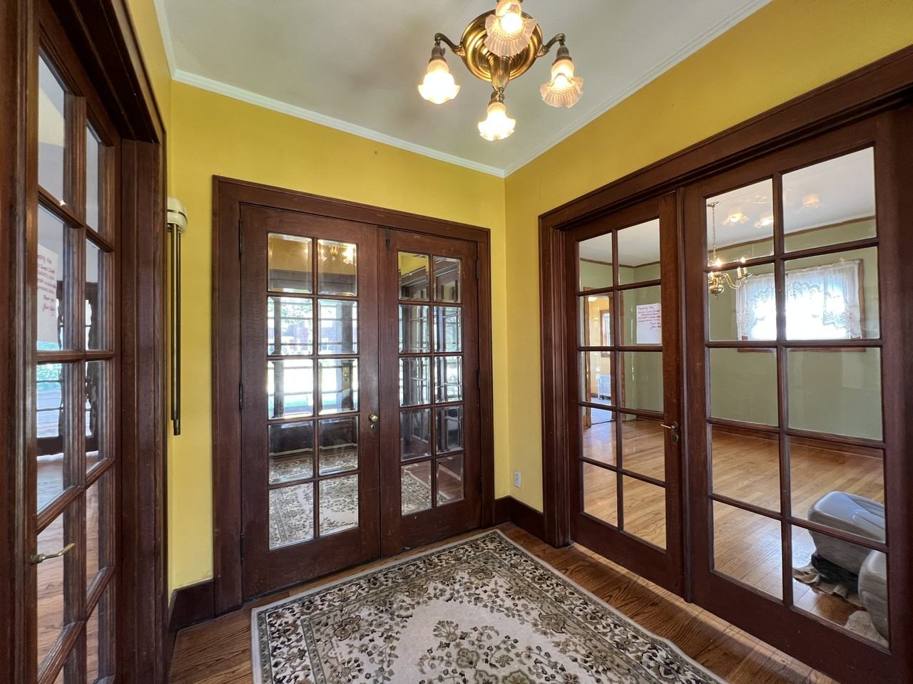 1398 Alta Vista St #1 - Photo 4 of 25
