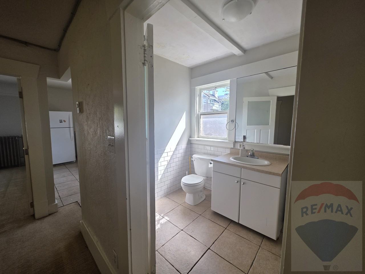 2054 Trafalgar Street - Photo 7 of 20
