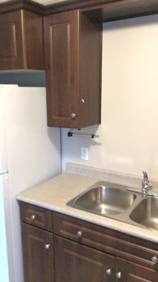 5202 49 St - Photo 4 of 14