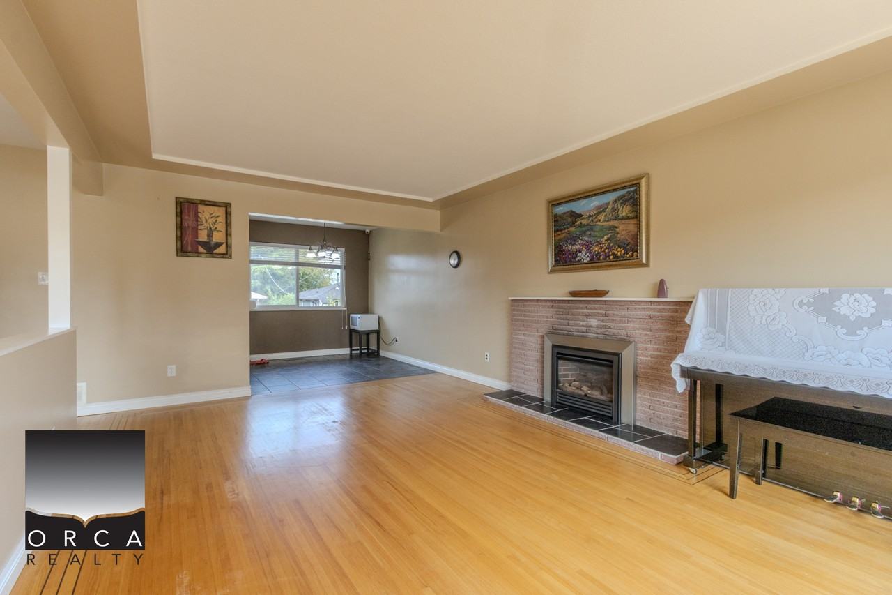 6547 Union St - Photo 6 of 24