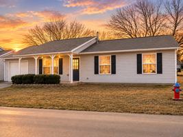 featured image of 2213 Post Oak Dr #1