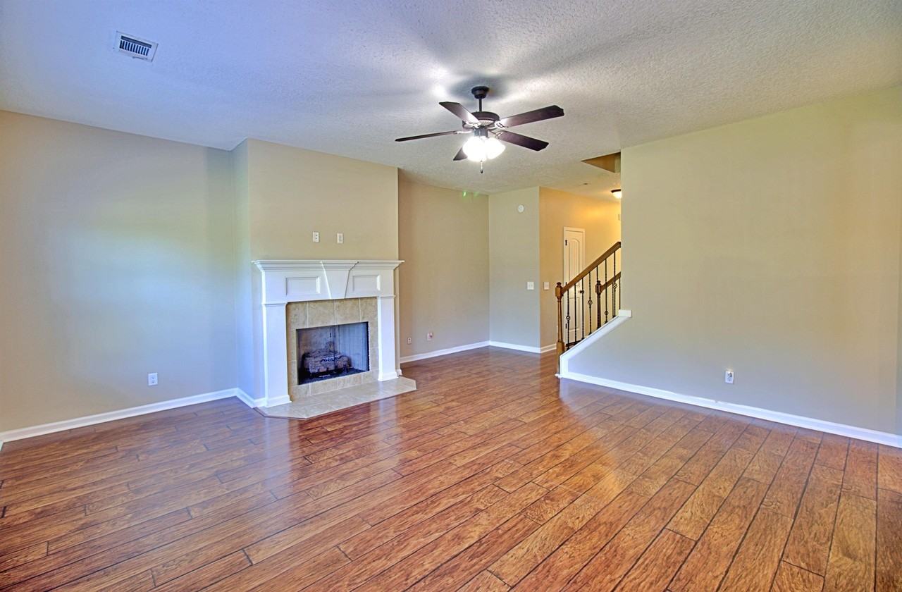 1111 Marne Blvd #1 - Photo 7 of 32