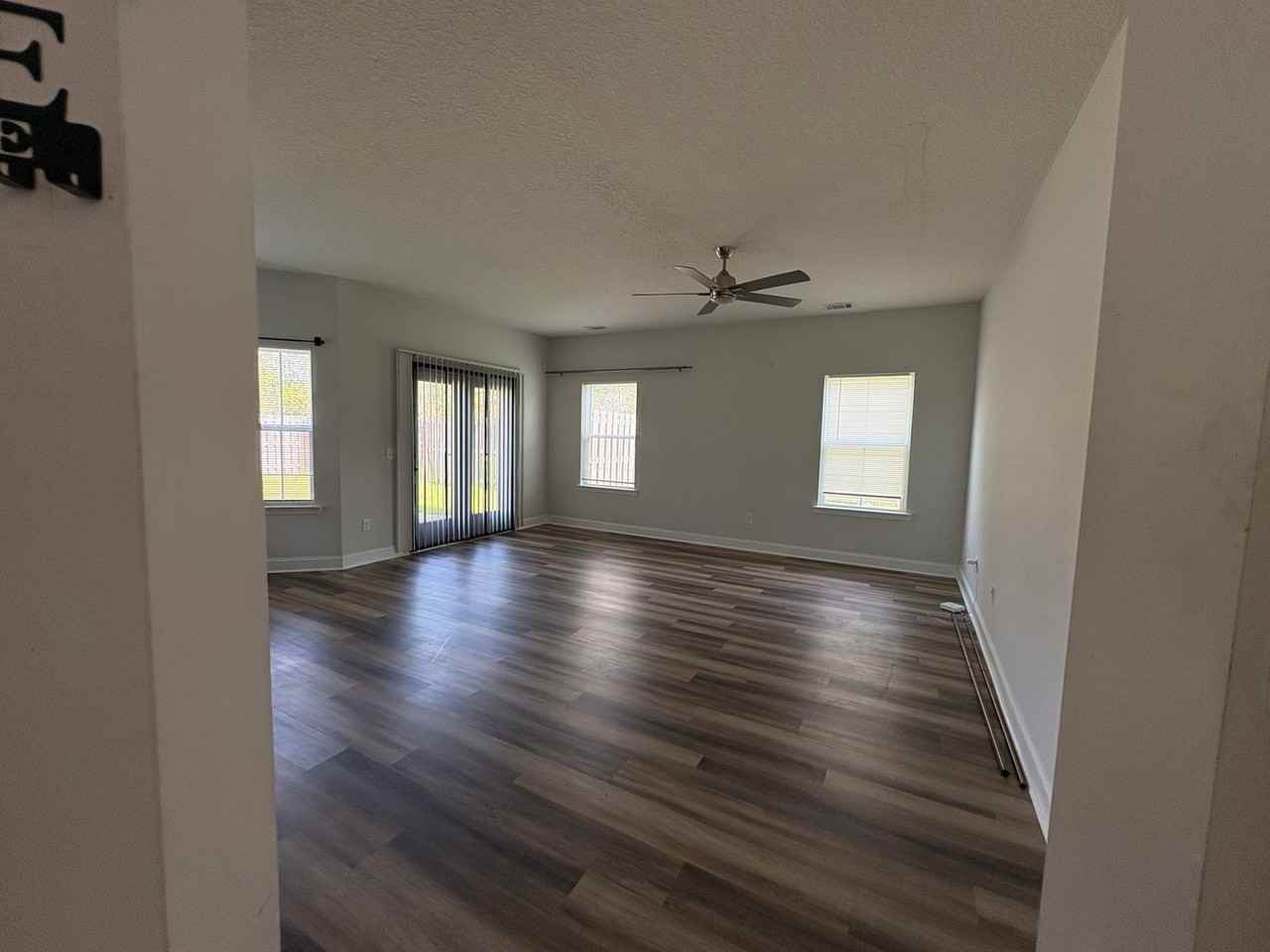 1229 Grayson Ave - Photo 7 of 10