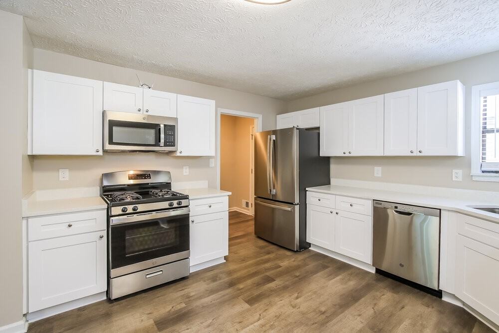 5069 Great Meadows Rd - Photo 7 of 16