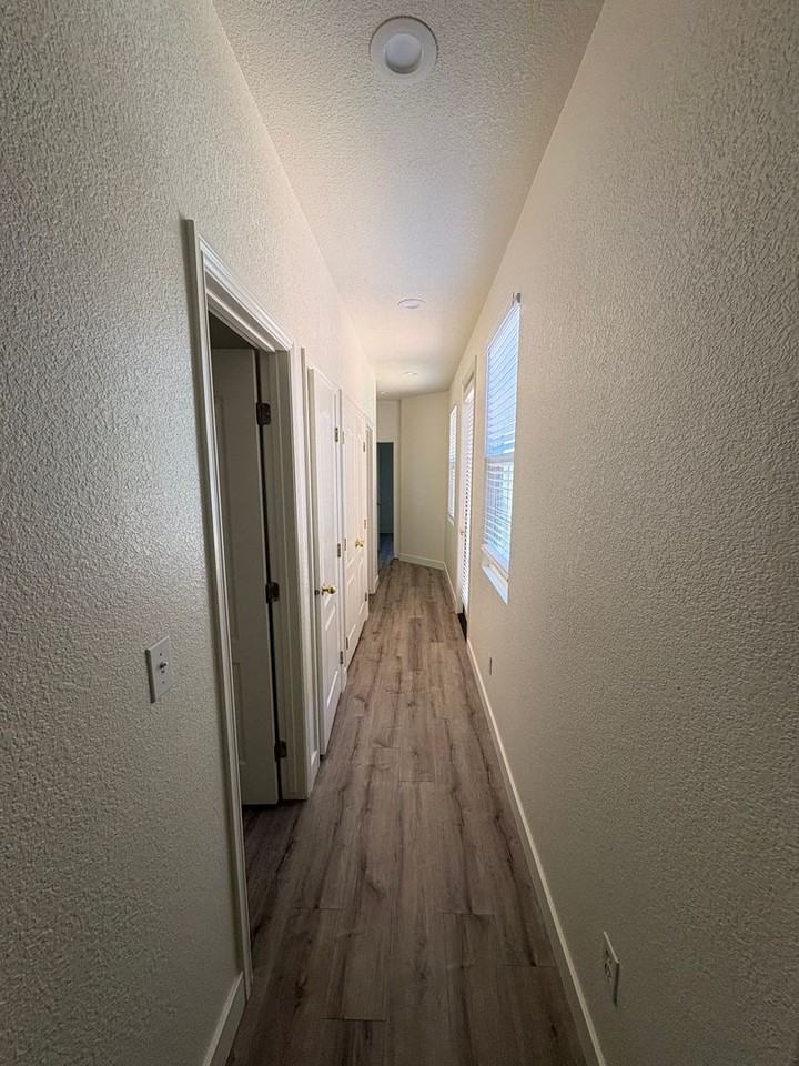 4441 W Elowin Ave - Photo 6 of 27
