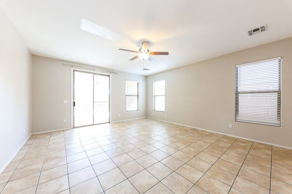 1701 S 117th Dr - Photo 4 of 16