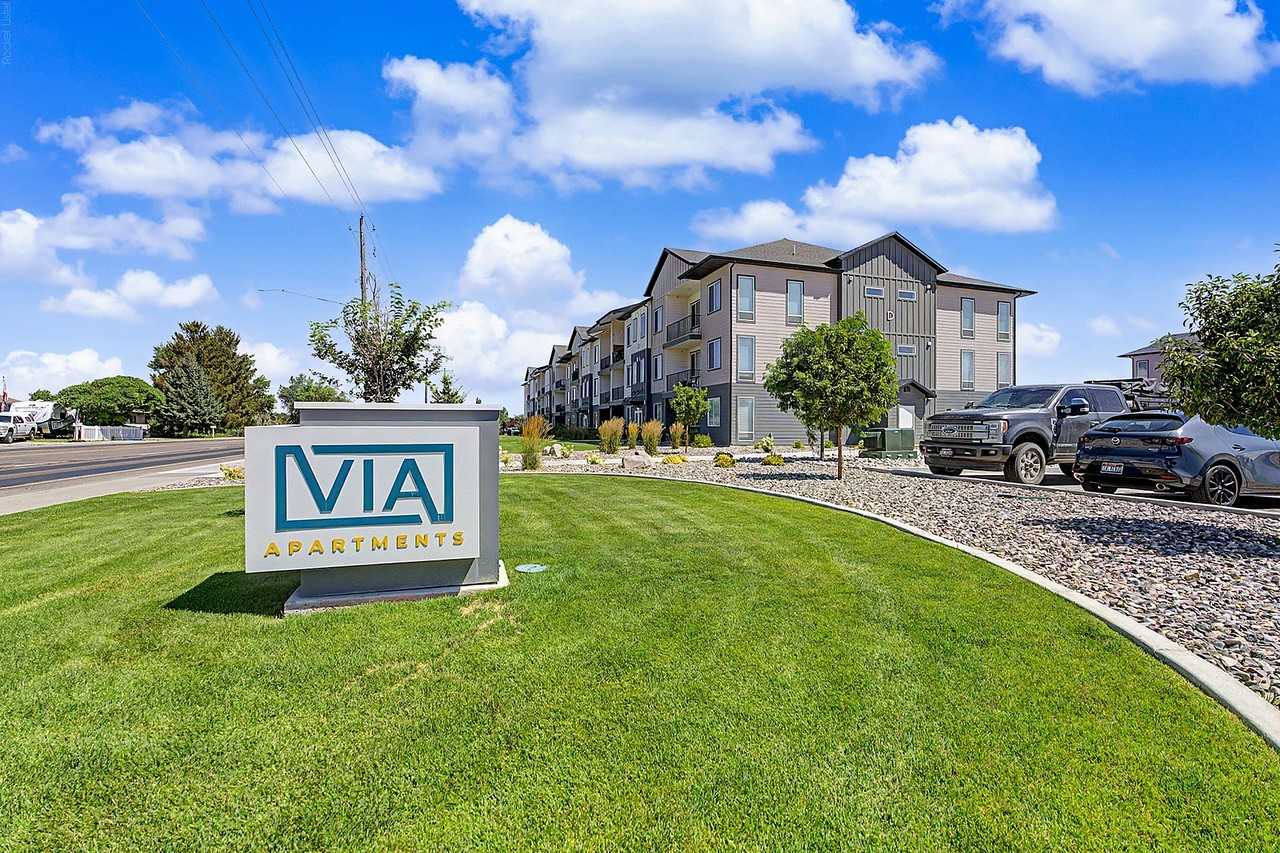 Via Apartments - Photo 6 of 50