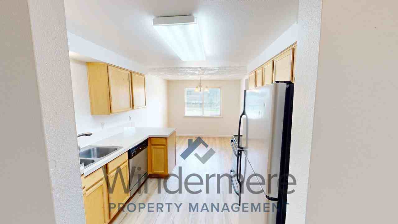 1918 J St #103 - Photo 4 of 12