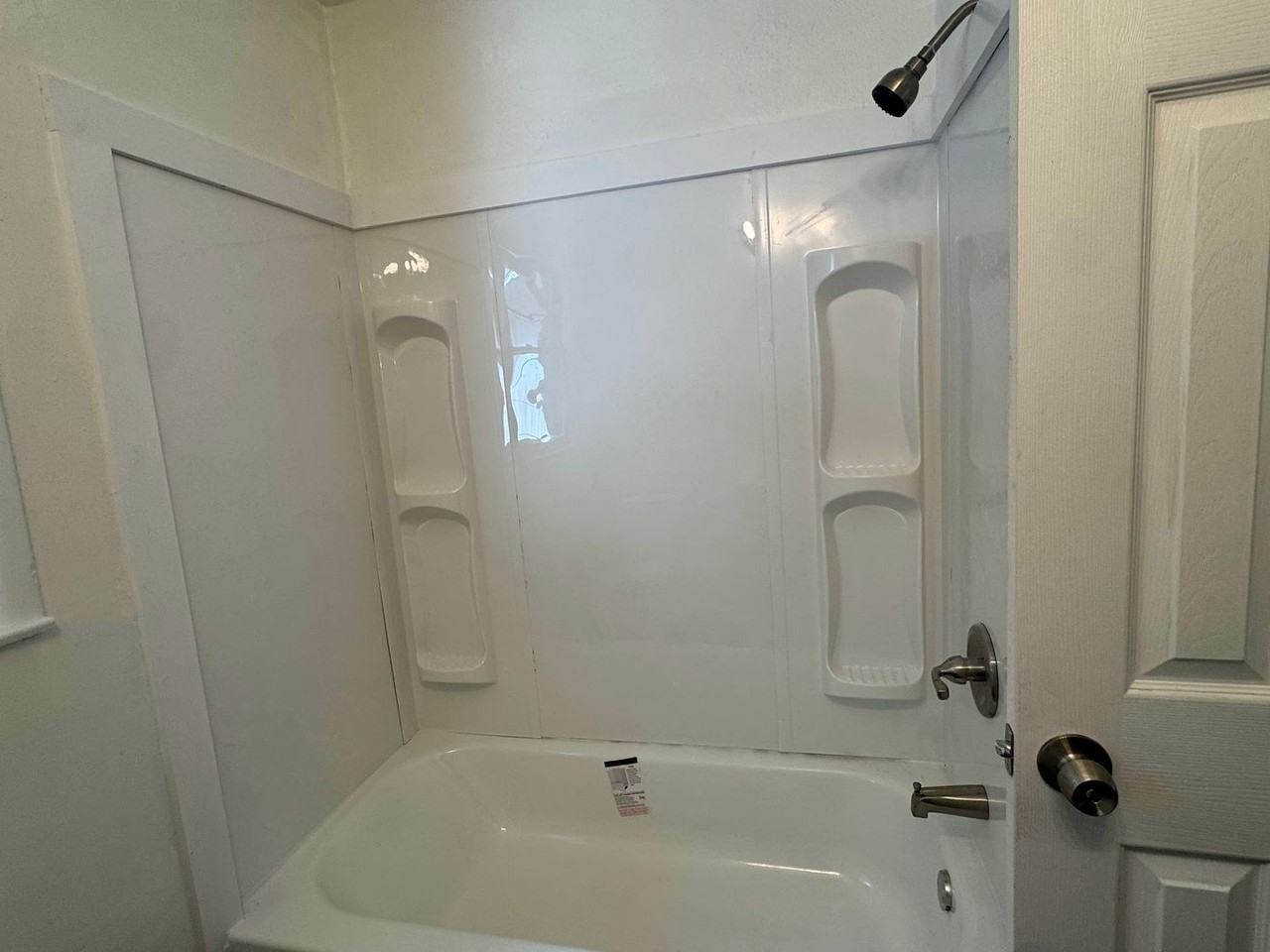 3923 Moffett Ct - Photo 2 of 12