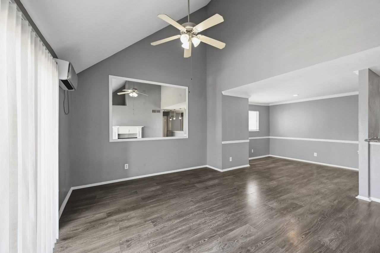 14550 Fonmeadow Dr #1 - Photo 3 of 26