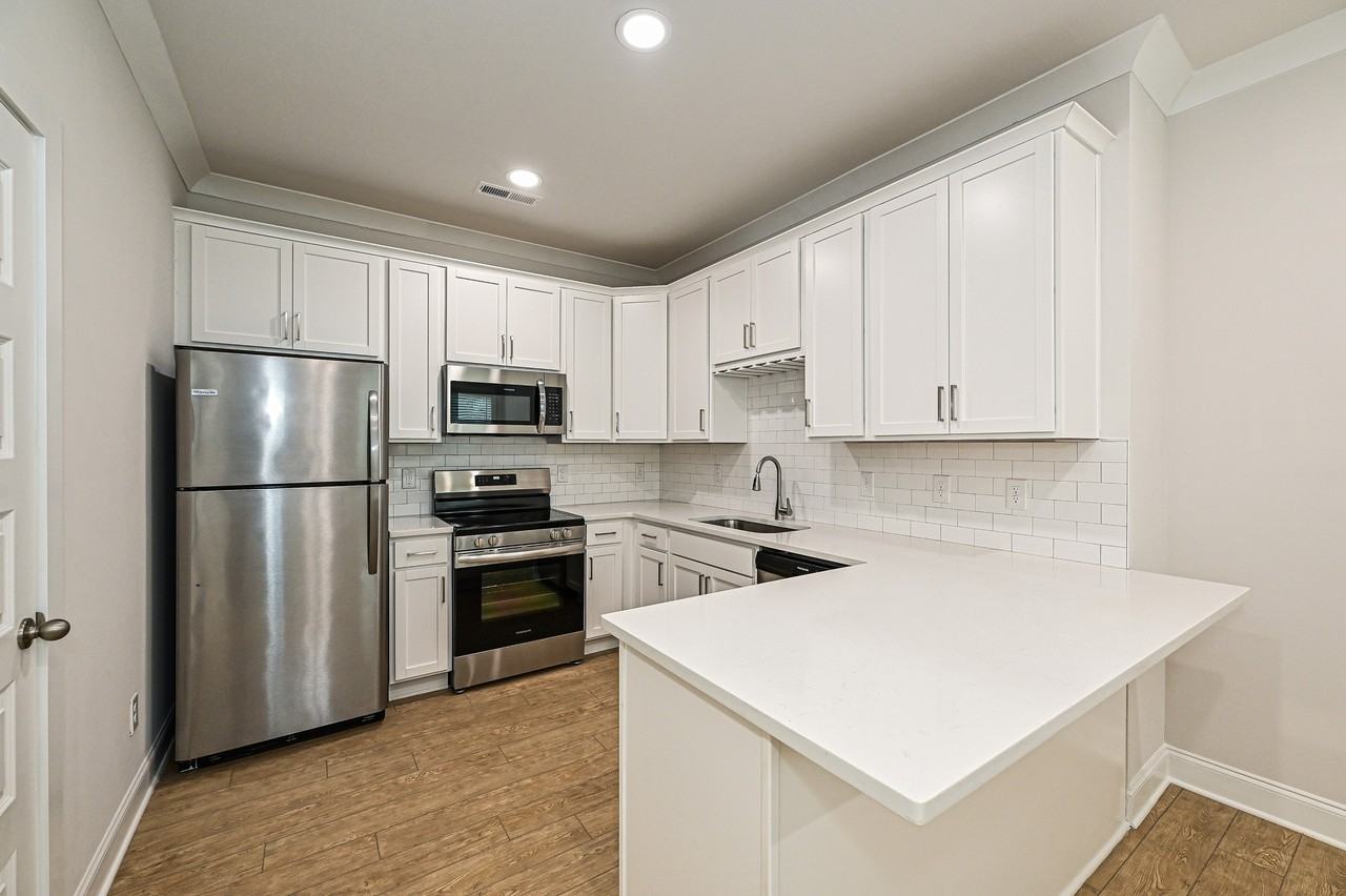 1714 Club Rd #1 - Photo 6 of 40