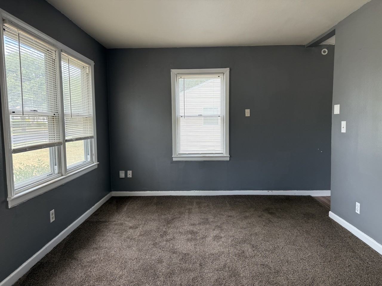 631 Villa Dr #1 - Photo 4 of 13