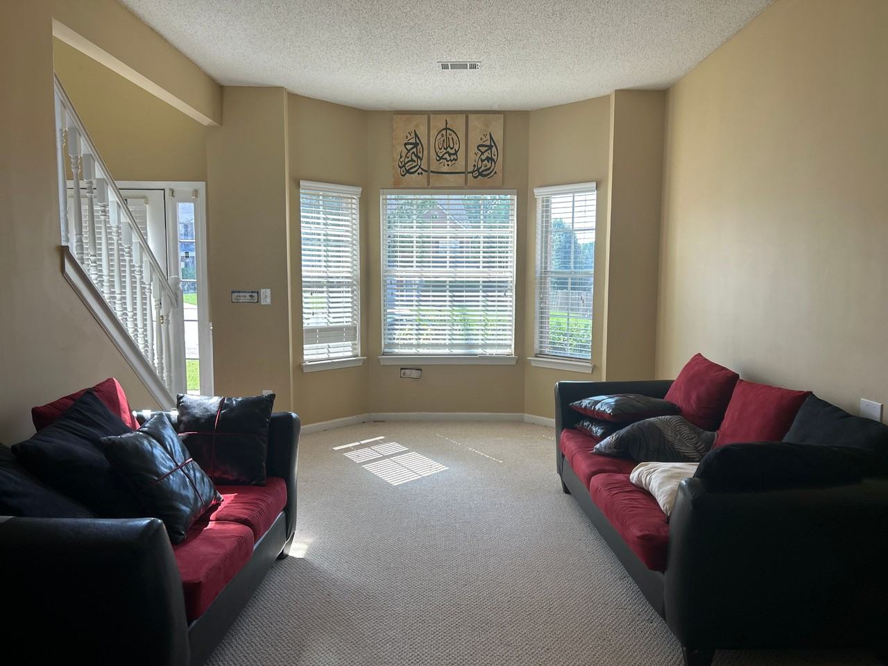 35 Cabana Way - Photo 2 of 37