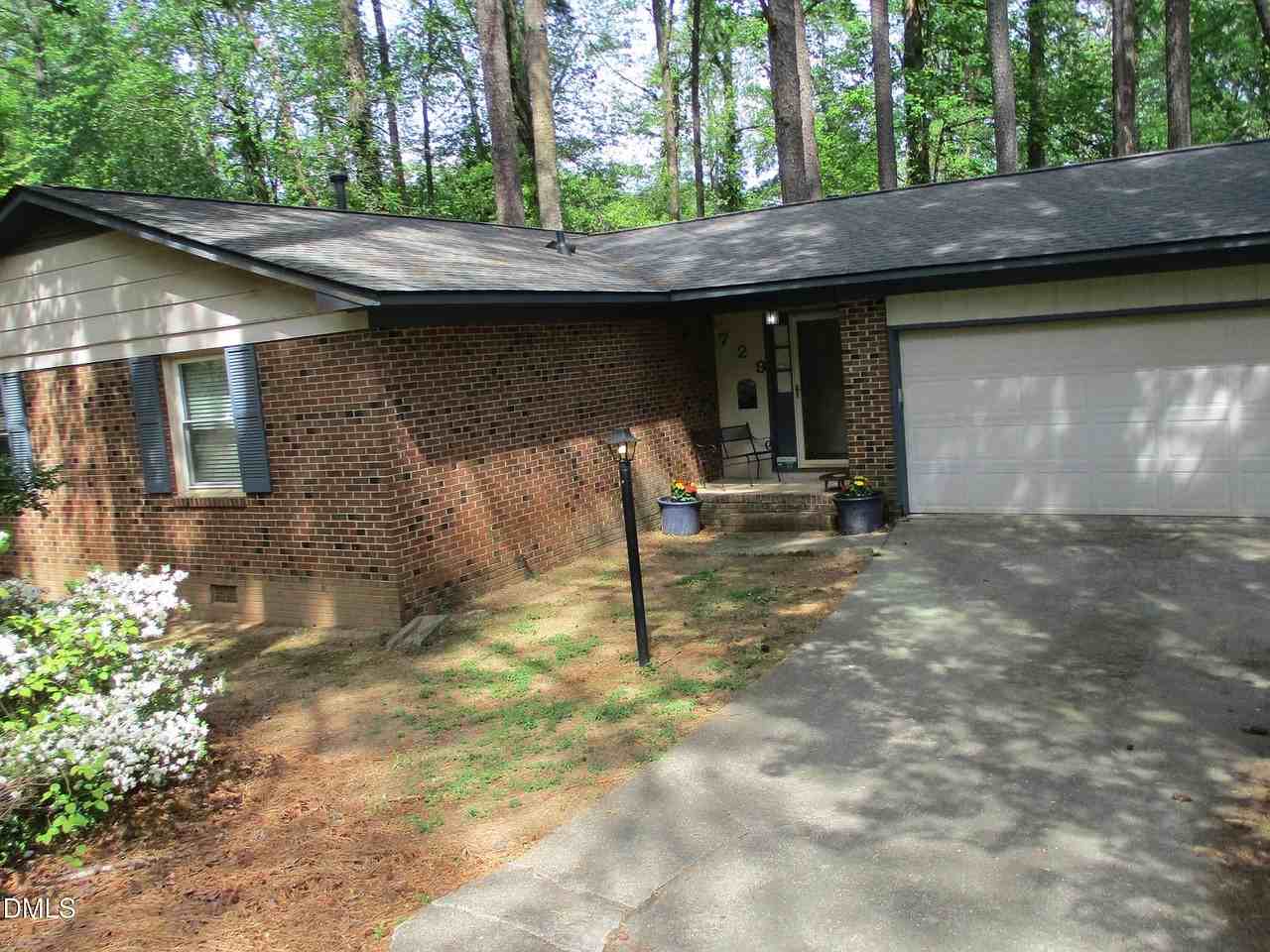 729 Ravel St - Photo 2 of 12