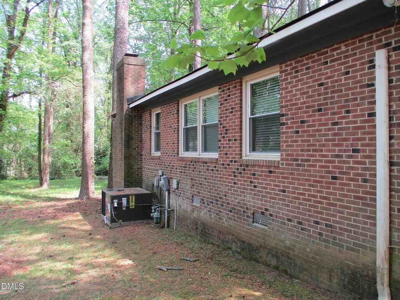 729 Ravel St - Photo 3 of 23