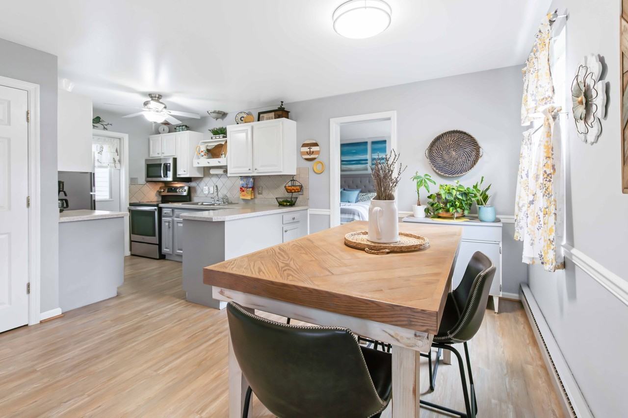 24 Knollwood Dr #1 - Photo 6 of 40