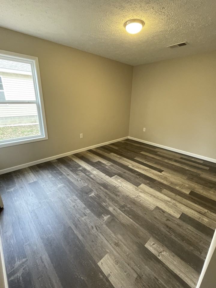1336 Cumberland St #1 - Photo 7 of 9