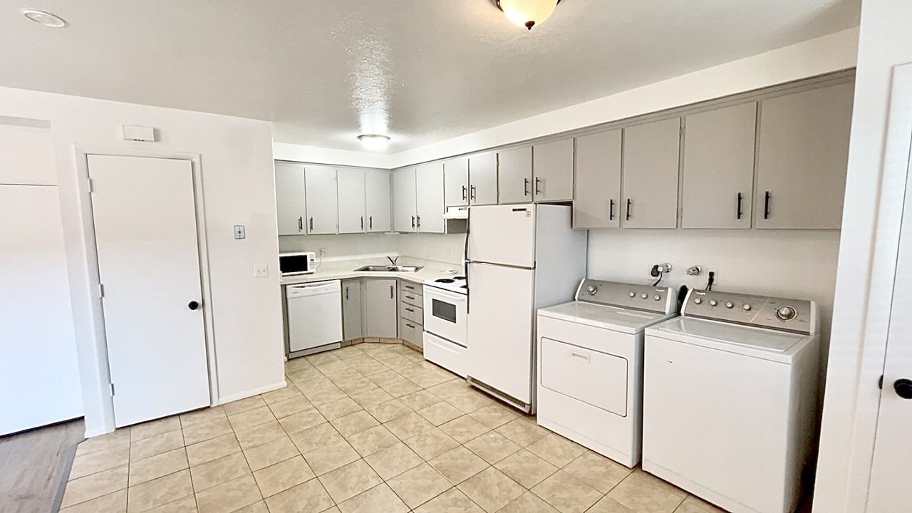 356 N 300 W #6 - Photo 3 of 15