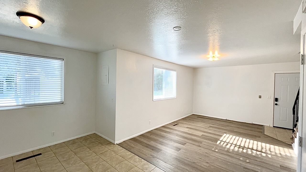 356 N 300 W #6 - Photo 5 of 15