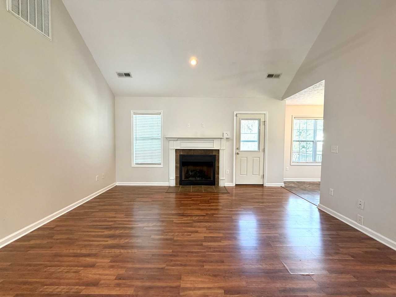 1407 Scrub Oak Dr - Photo 4 of 28