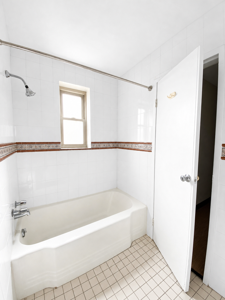60 60 MARKHAM DRIVEAPT C-3 #C03 - Photo 4 of 6
