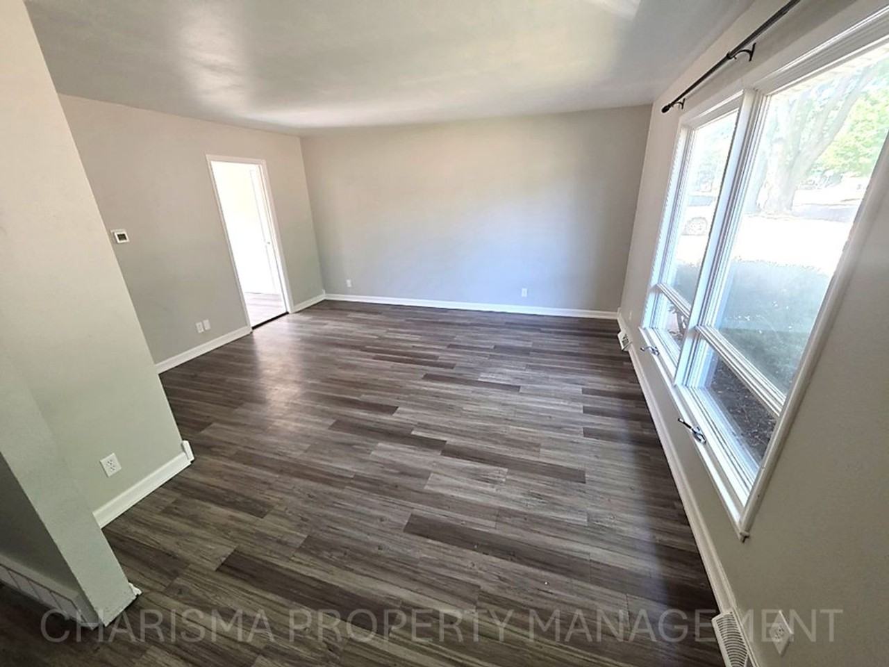 913 E Pam Rd - Photo 2 of 21